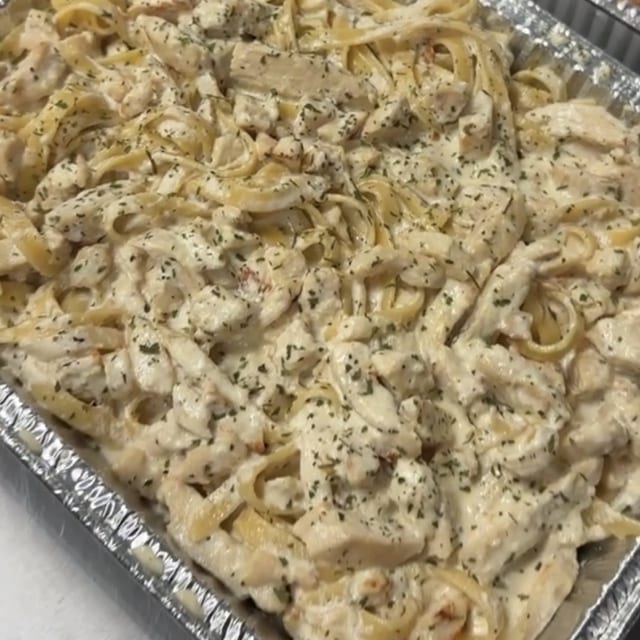 Fettucine Alfredo Tray.